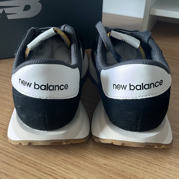 New Balance Black and Gray Athletic Shoes - Picture 10 of 16